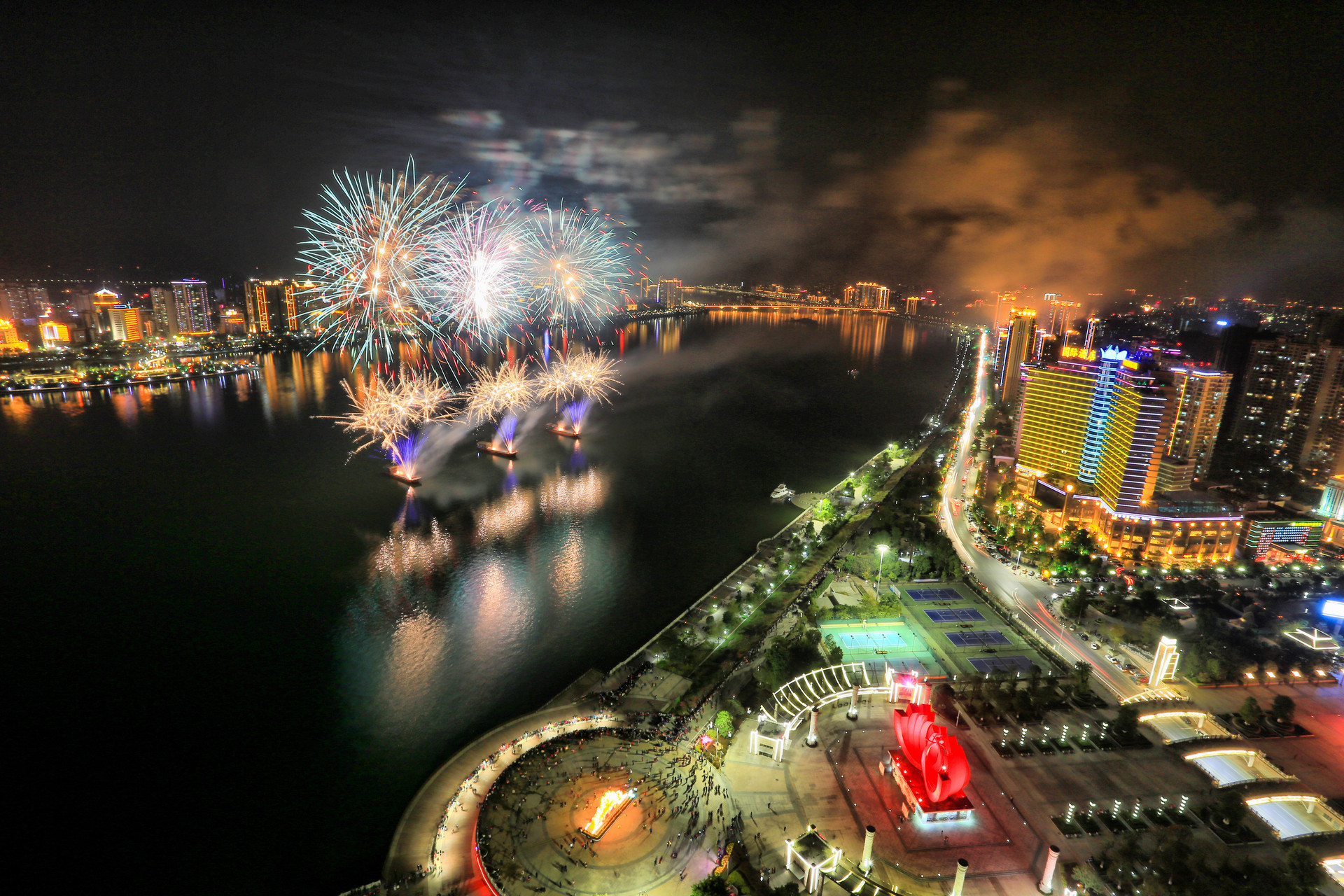清遠夜景封面圖